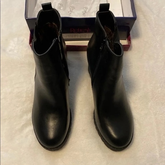 Sold - Picture 3 of 4